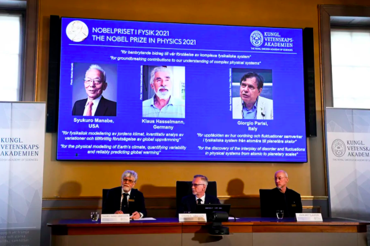 Nobel Committee Honors 13 Scientists and Writers