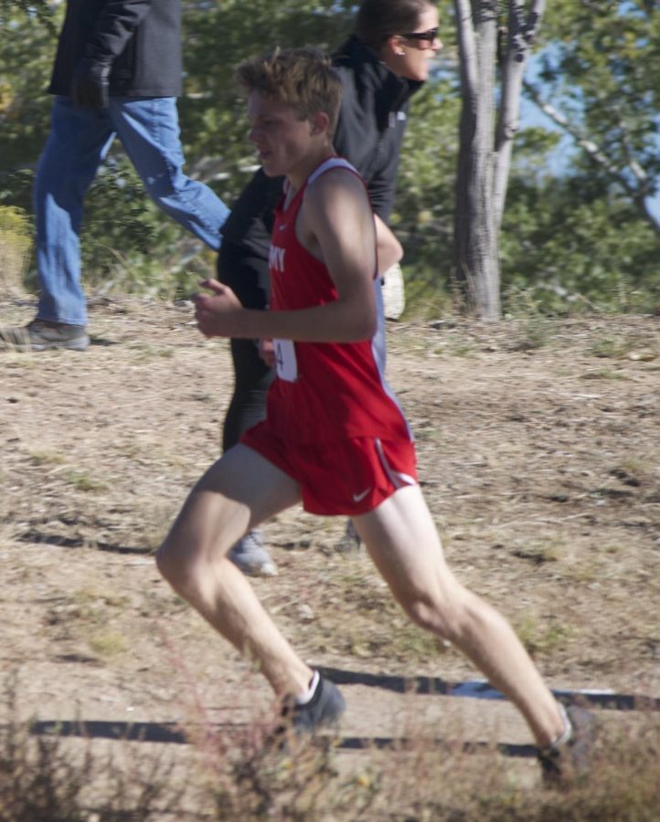 Nate Klein heads stays strong in the late stage of the race.
