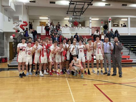 Chargers Basketball Wins District for the First Time Since 2010