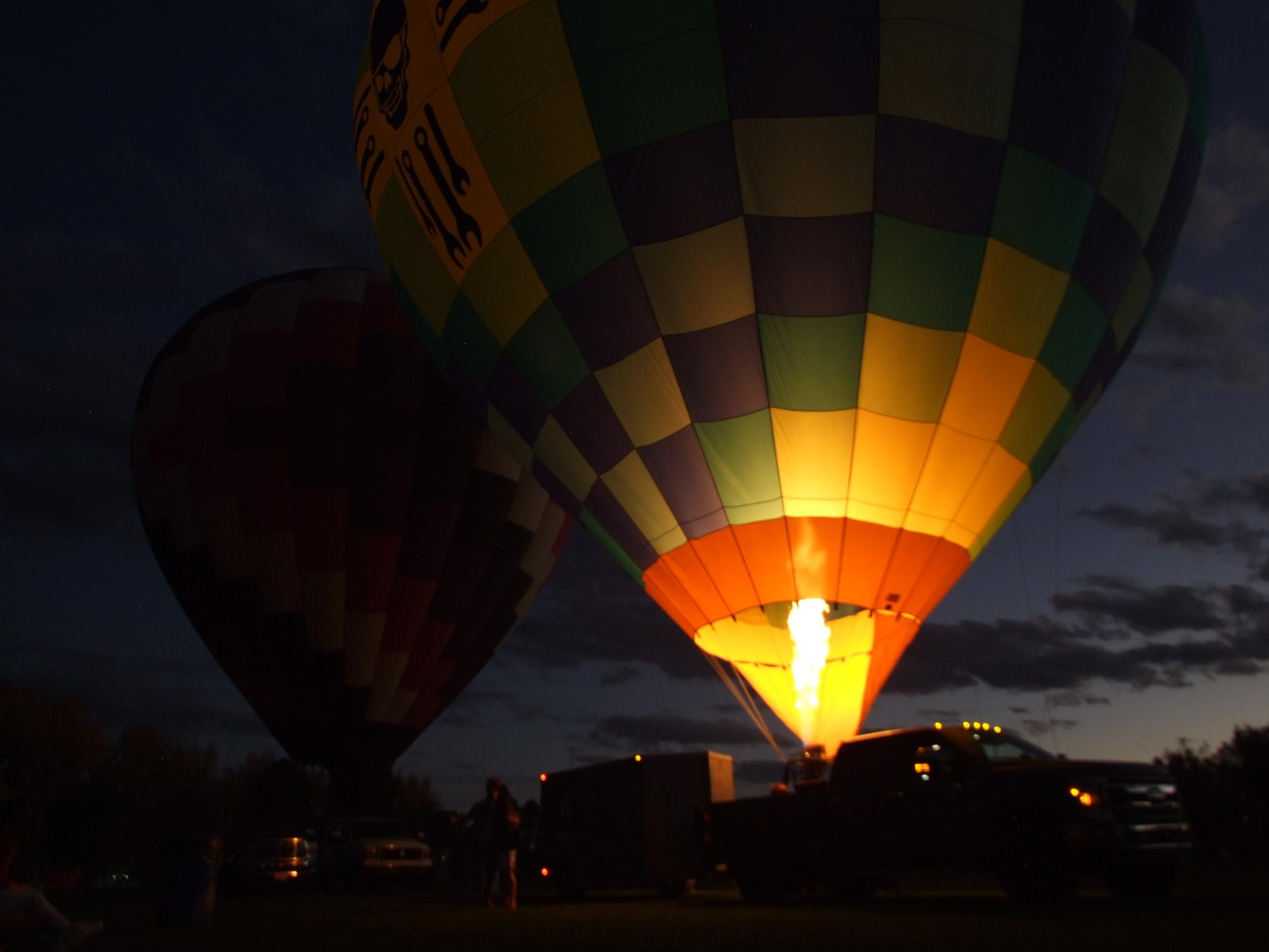 Balloon+Glow+and+Bonfire+Photo+Gallery