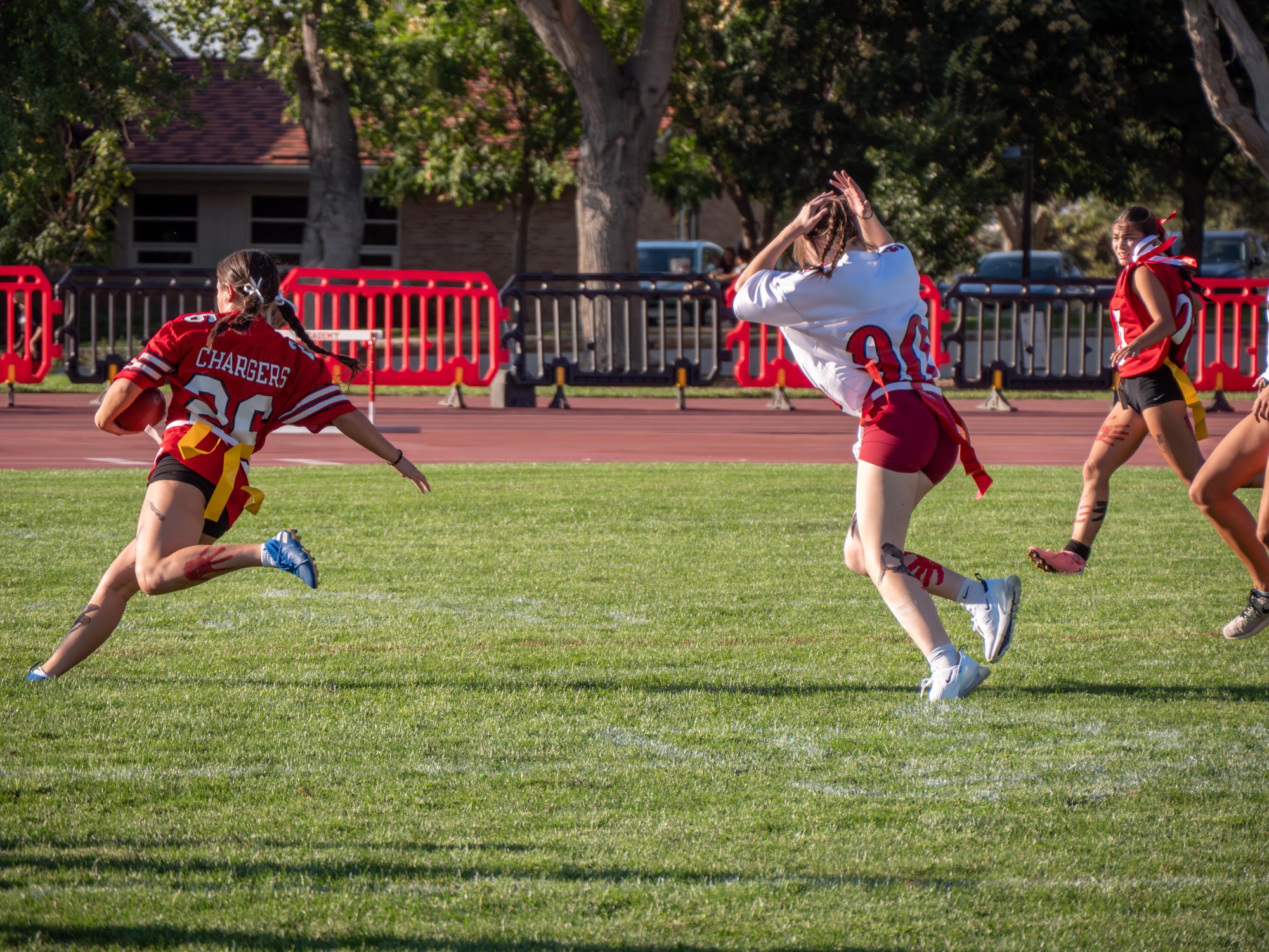 Juniors Give "Best Dance Performance," Seniors Win 14-6 at Flag Football 2024