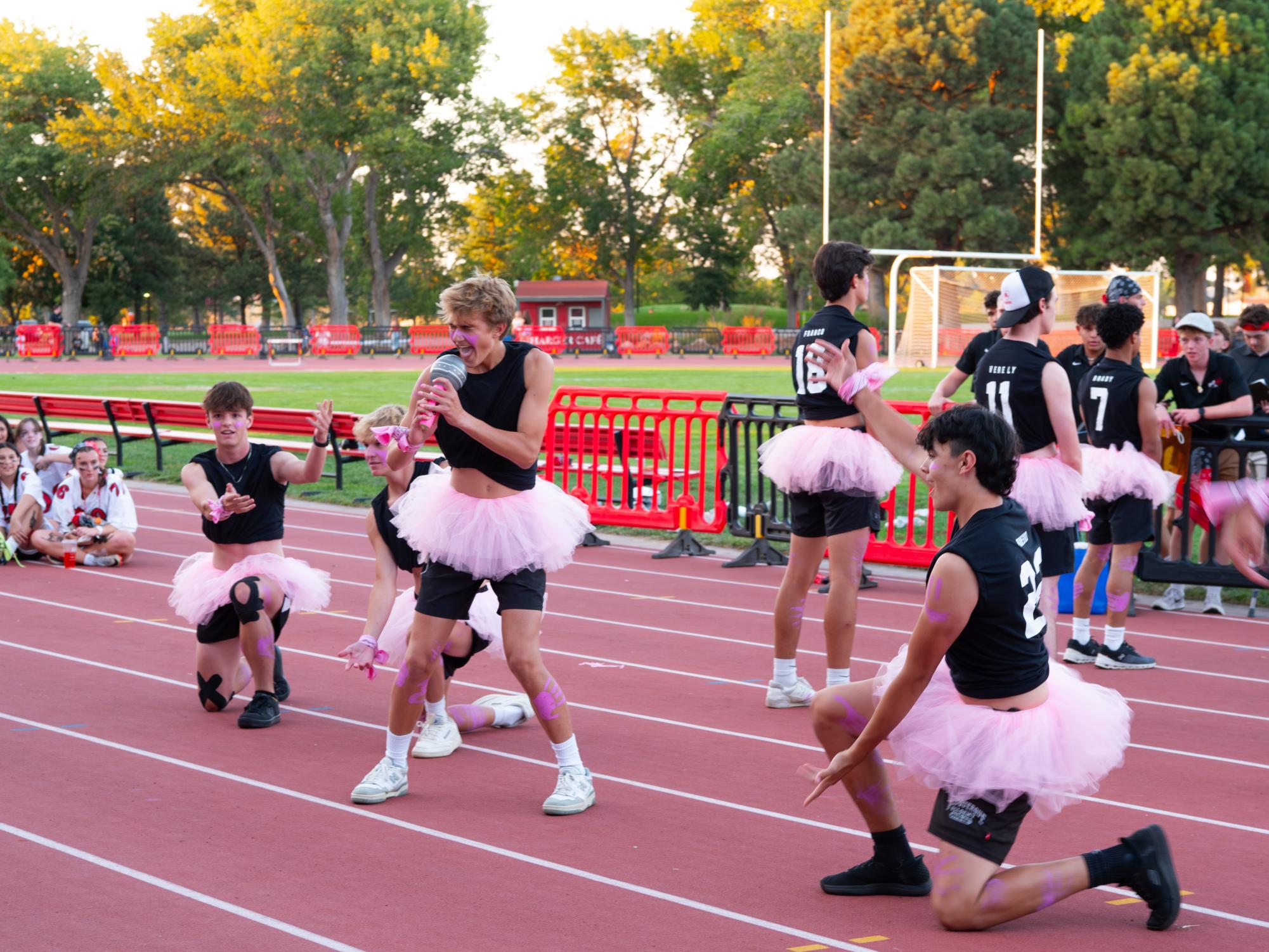 Juniors Give "Best Dance Performance," Seniors Win 14-6 at Flag Football 2024