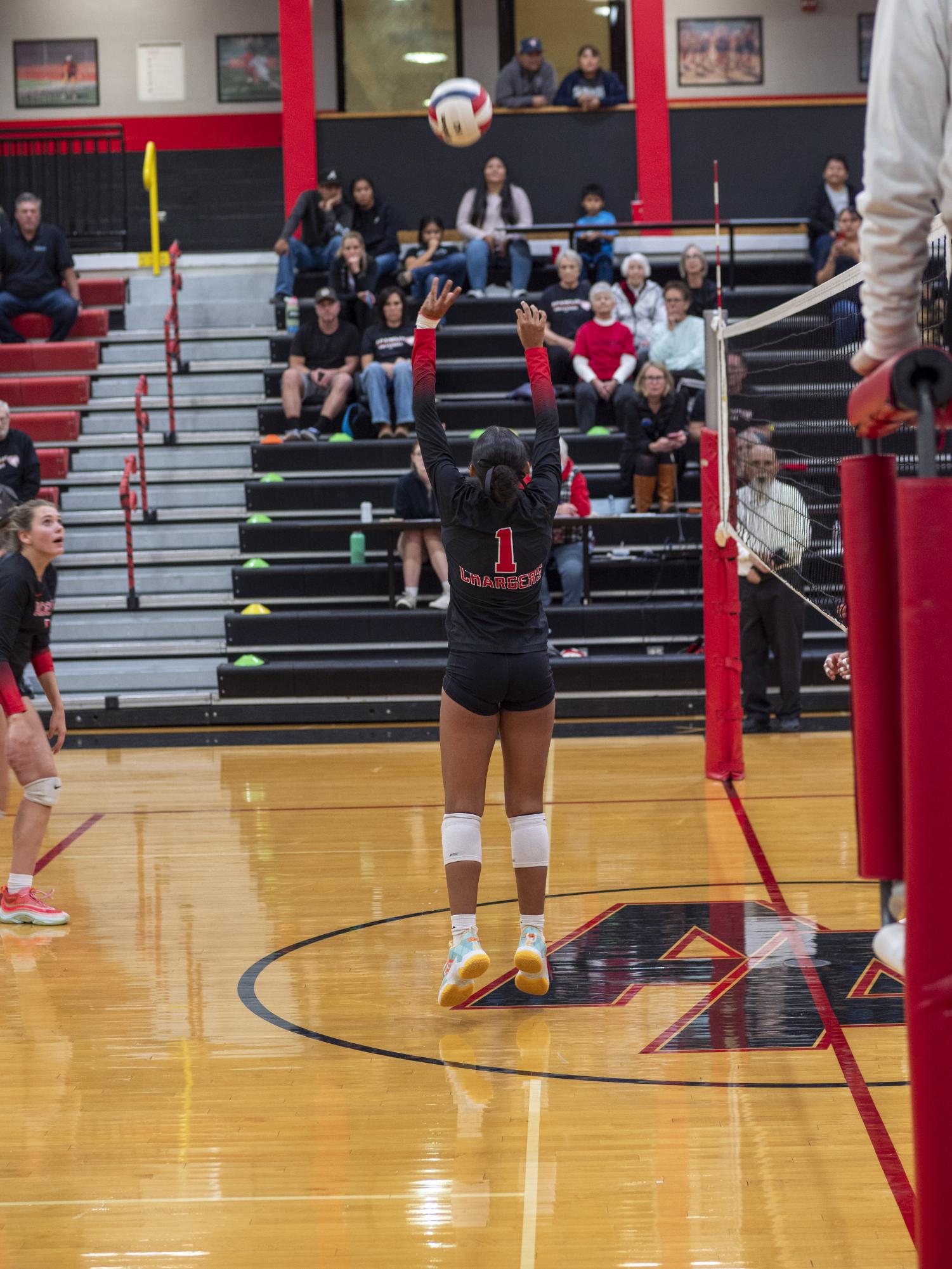 Girls Varsity Volleyball Wins Against Bernalillo in Closer to the Regular Season