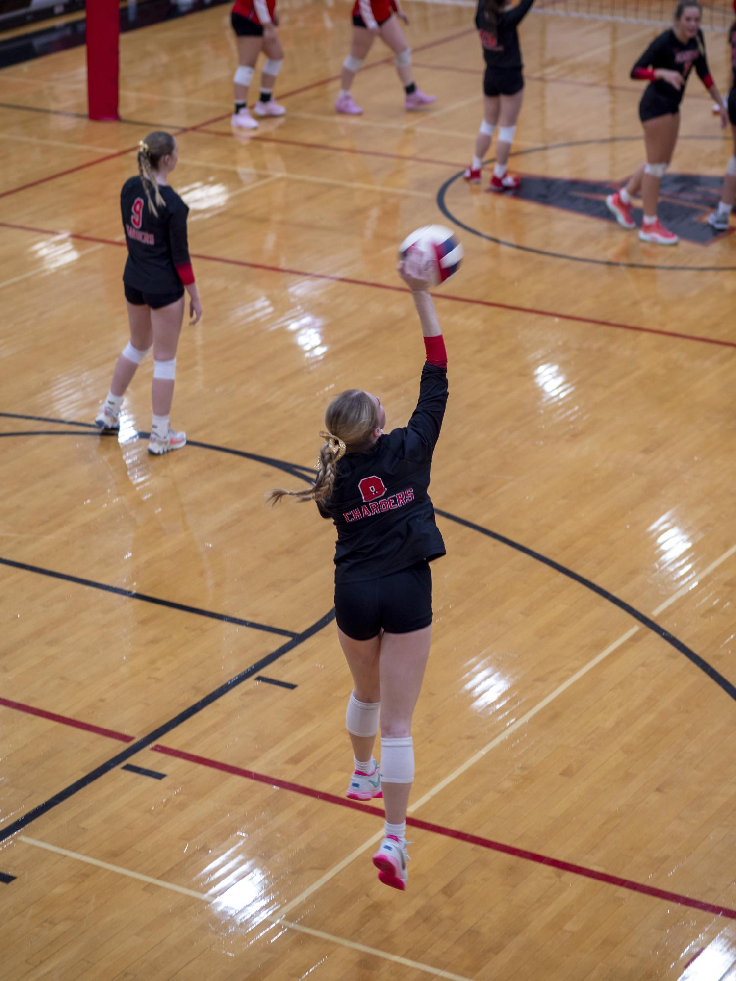 Girls Varsity Volleyball Wins Against Bernalillo in Closer to the Regular Season