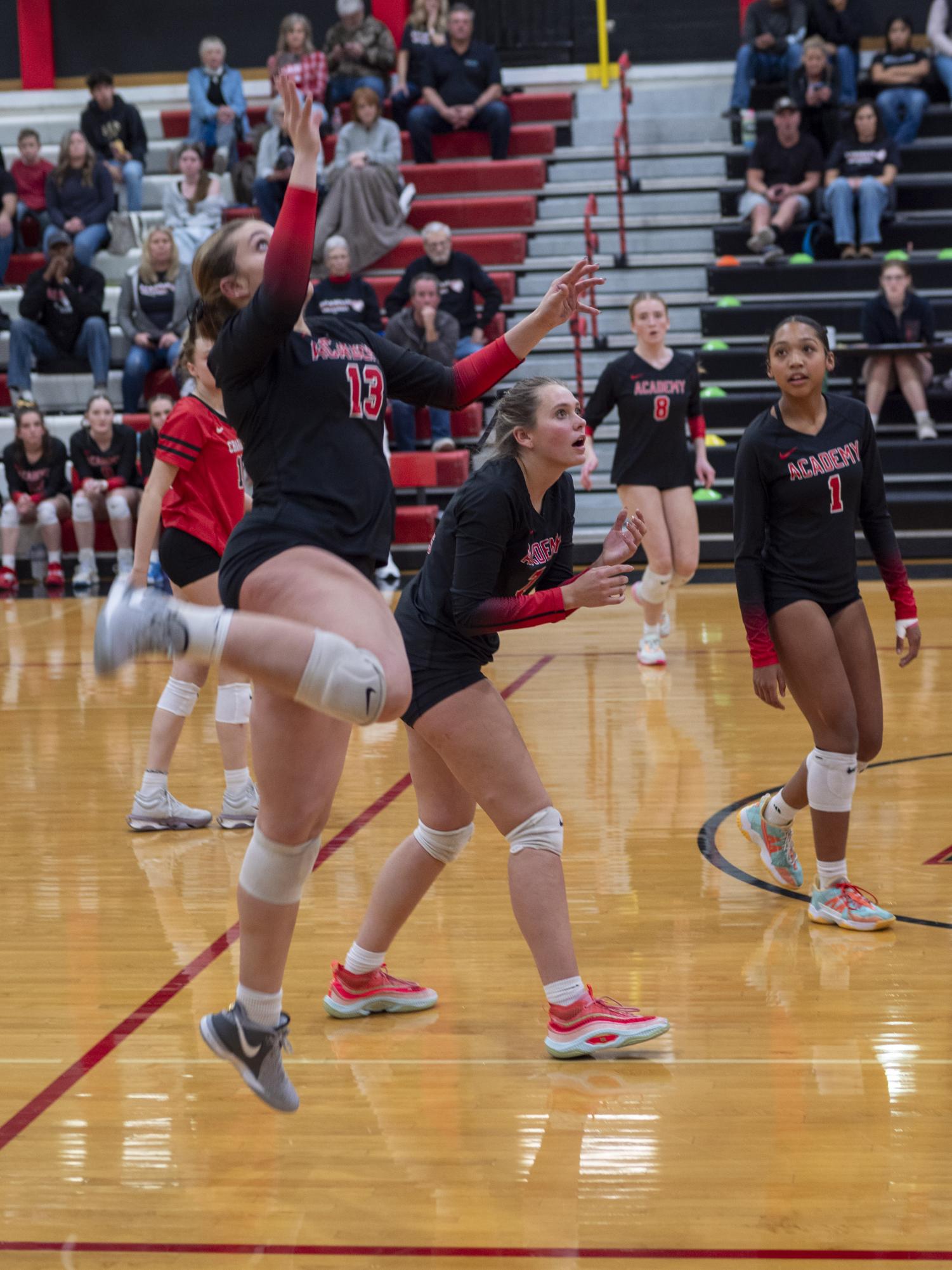 Girls Varsity Volleyball Wins Against Bernalillo in Closer to the Regular Season