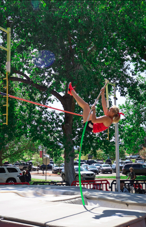 Chargers Compete in 2025 Harper Memorial Track and Field Meet